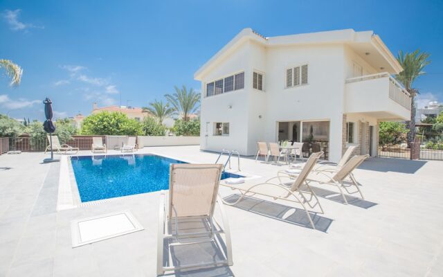 Protaras Holiday Villa Dv16