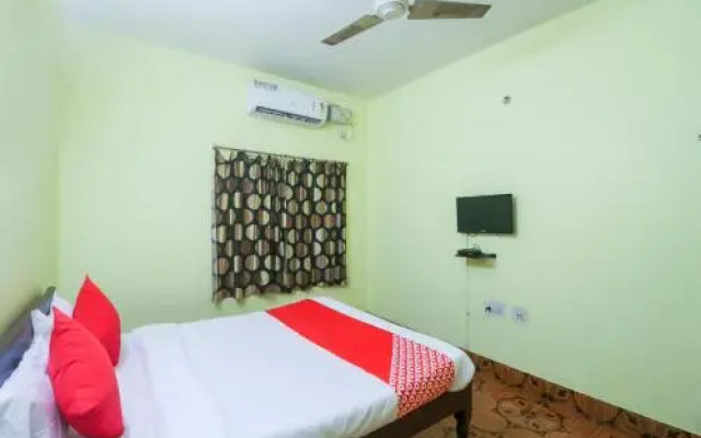Shanti Bhavan by OYO Rooms