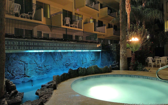 DoubleTree by Hilton Phoenix Midtown