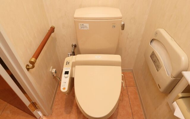Hotel Fine Garden Toyonaka Itami Airport