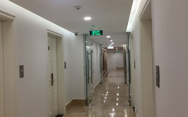 Luxury Apartmentel Vinhomes Golden River