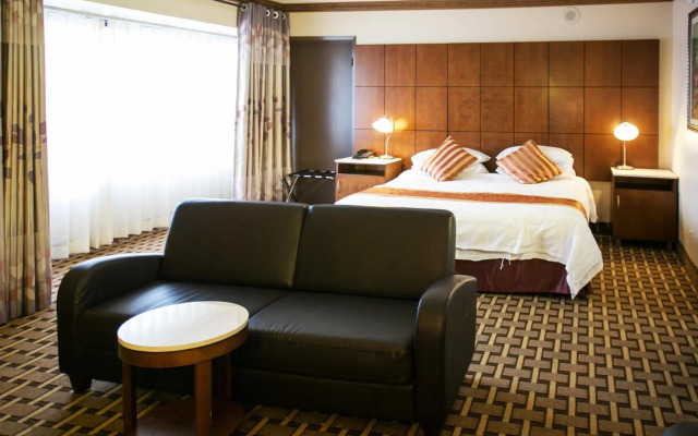 LA Crystal Hotel - Los Angeles Area