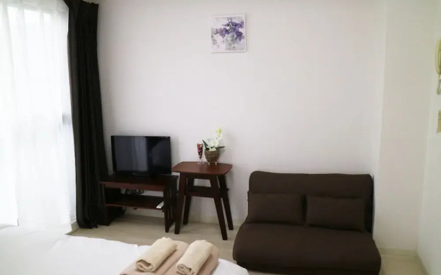 Ocean Partners Rebanga Namba Apartment