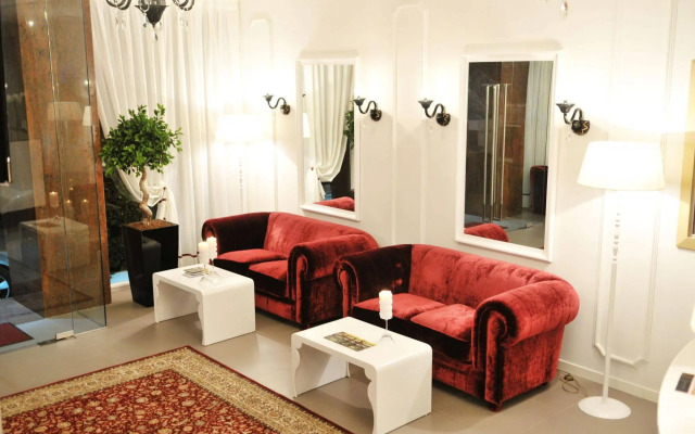 Golden City Hotel, Tirana