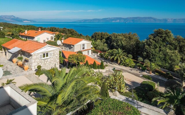 Stunning Home in Ravni With Wifi and 1 Bedrooms