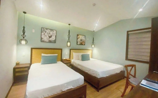 Flower Beachstay & Coffee – Guest Rooms – Da Nang