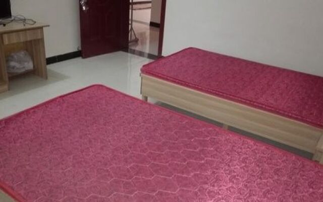 Kaifeng Yaxuange Apartment