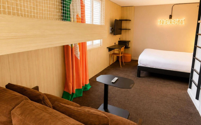 ibis Styles Clermont Ferrand Sud La Pardieu - Image 6