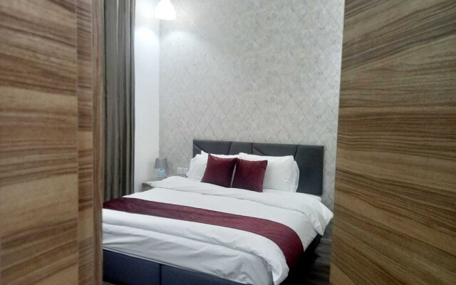 Twins Downtown Hotel