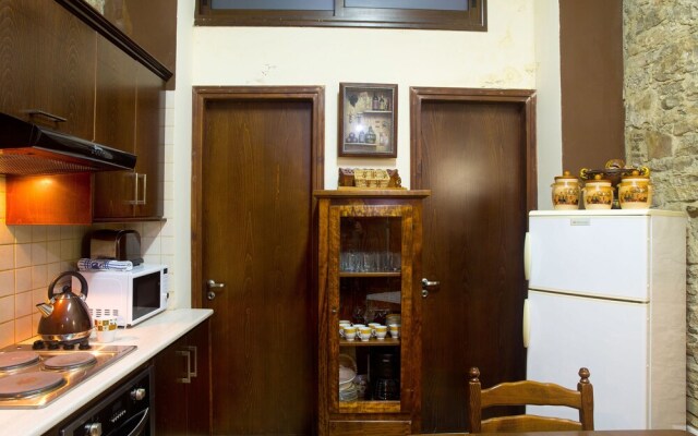 Rodoulas Traditional Village House