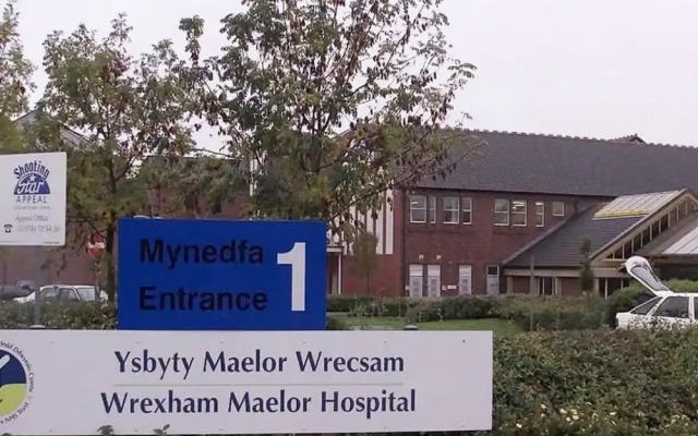 Wrexham Central Stay Apartment Six