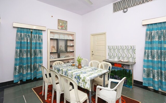 OYO 9776 Home Near Bohra Ganesh Temple