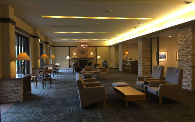 Natural Resort Niseko Weiss Hotel