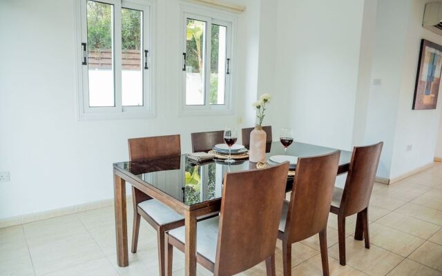 Konnos Beach Villa No 5