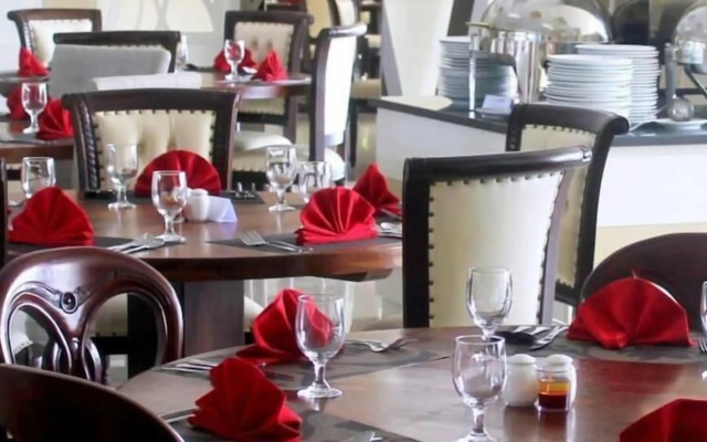 Hotel Gran Surya