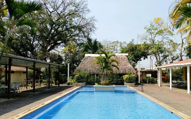 Hotel La Colonia