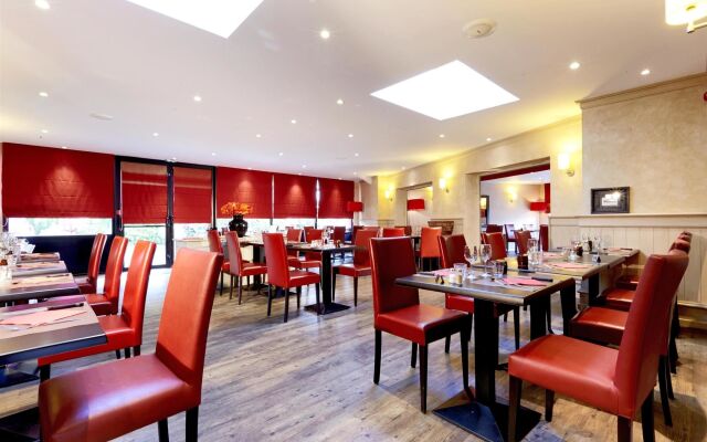 Brit Hotel Essentiel CHOLET