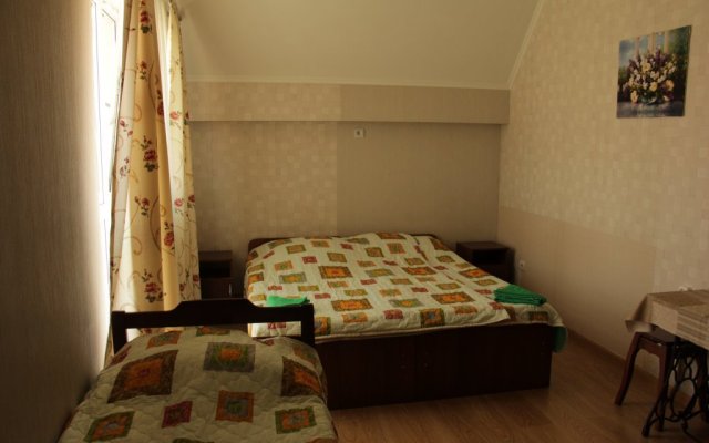 65 Let Pobedyi 42 Guest House