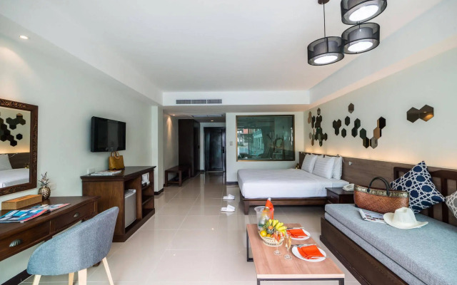 Hive Khaolak Beach Resort - Adults Only