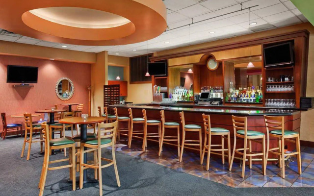 Embassy Suites by Hilton Columbus Dublin