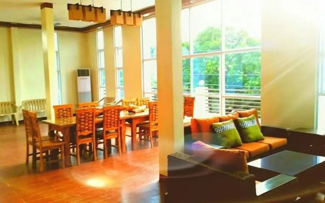 The Inn at Calayo