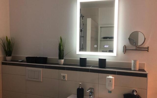 Ferienwohnung Holiday Home mit Netflix