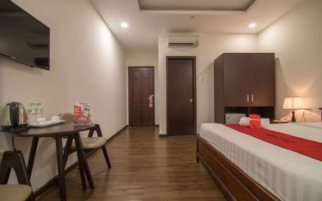 RedDoorz Premium near Bai Sau