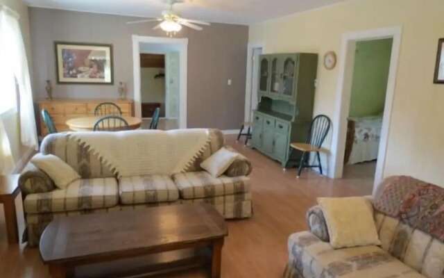 Lilac Hollow Cottage