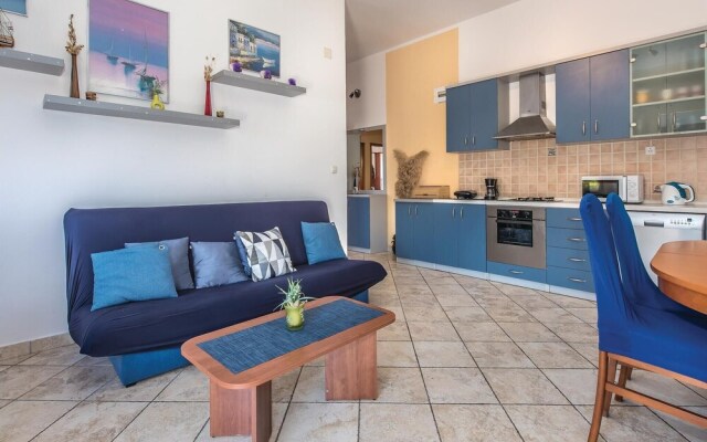 Awesome Home in Primosten With Wifi and 2 Bedrooms