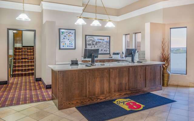 Super 8 by Wyndham Casper West by the River