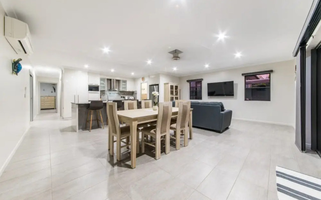 Whitsunday Sands - Cannon Valley