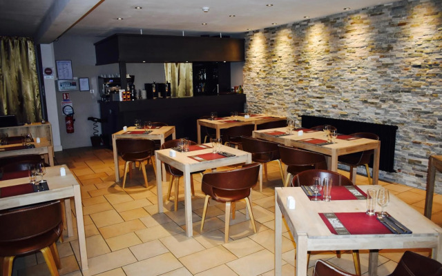 Hôtel le Relais de la Voie Sacrée