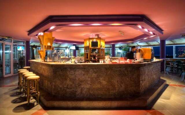 Corali Hotel
