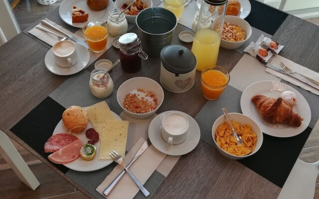 La Costa Bed & Breakfast