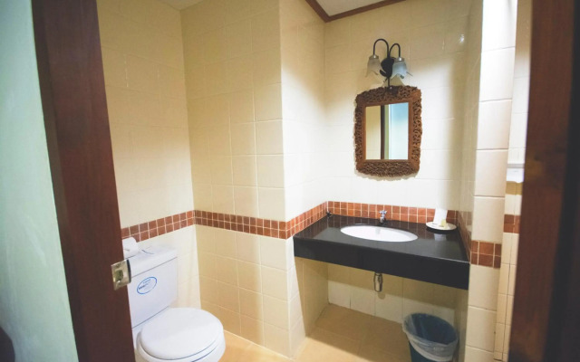 Tak Andaman Resort & Hotel