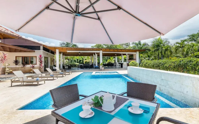 Luxurious 5-bdr villa at Casa de Campo