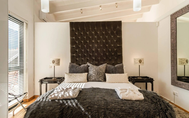 The Ivy Apartments