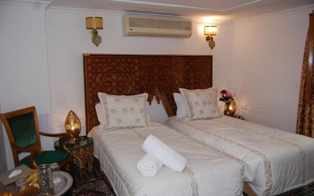 Room in B&B - Riad Authentic Palace & Spa - Al Yacout