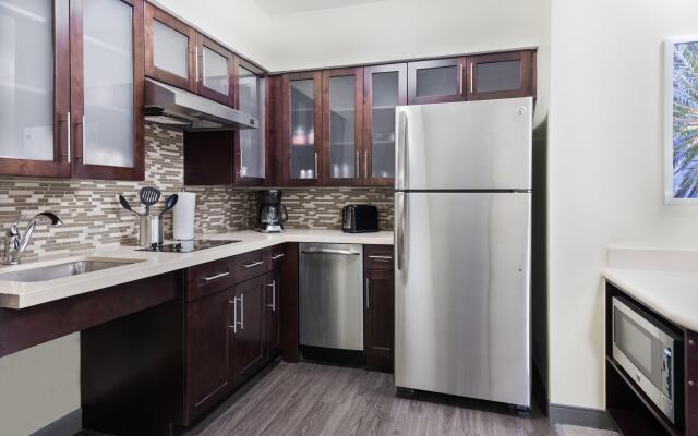 Staybridge Suites Miami International Airport by IHG