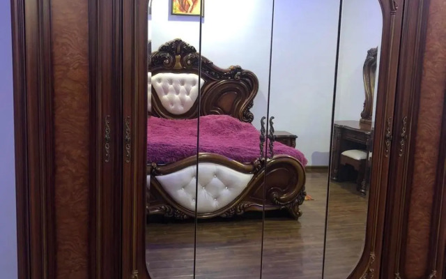 Yerevan Qanaqer House