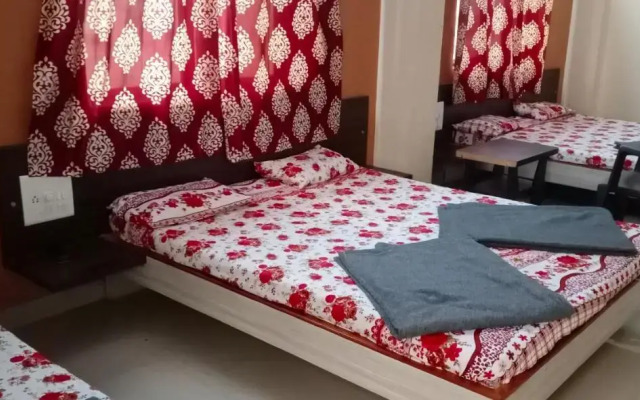 Hotel Laxmi Sadan