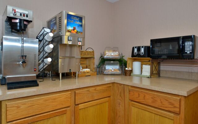 Econo Lodge I-44 - Exit 80
