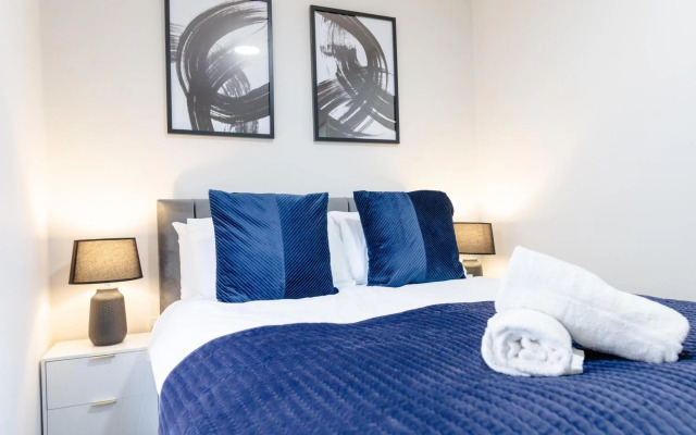 Lovely 2 Bedroom Apartment Near City Centre