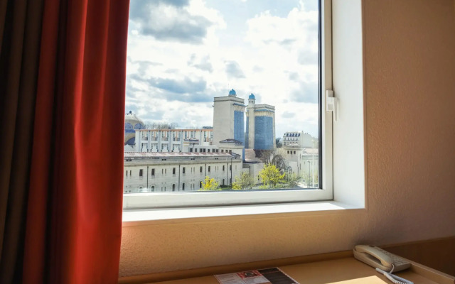 Ibis Vichy