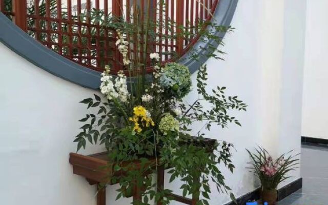 Yunmeng Resort Hotel