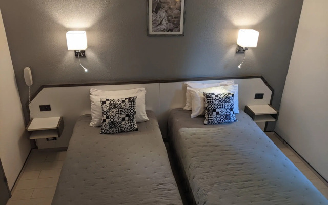 Le Pradet Hotel