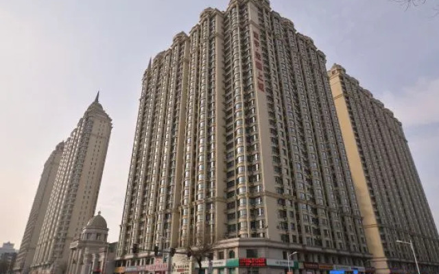 Baoyu Rongyao Shangcheng Fashion International Apartment (Harbin Central Street Flagship)