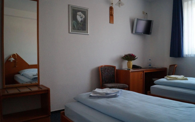 Hotel Am Vogelsanger Weg