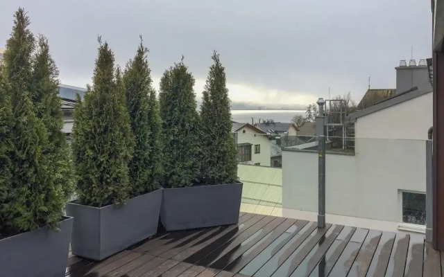 Penthouse Lake Mountains View Incl Summer Card