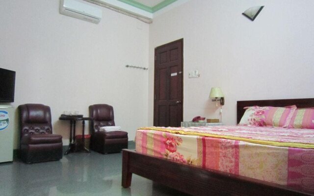 Phi Long Riverside Hotel